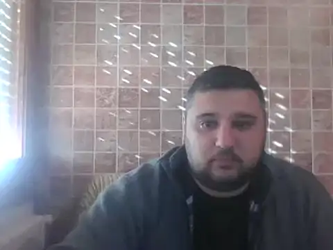 Snapshot of _revianzip1 chatting on 27, 2, 2025 revianzip1 online show from 27, 2, 2025