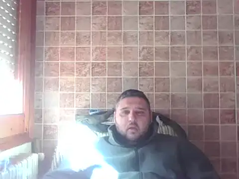 Snapshot of _revianzip1 chatting on 4, 3, 2025 revianzip1 online show from 4, 3, 2025