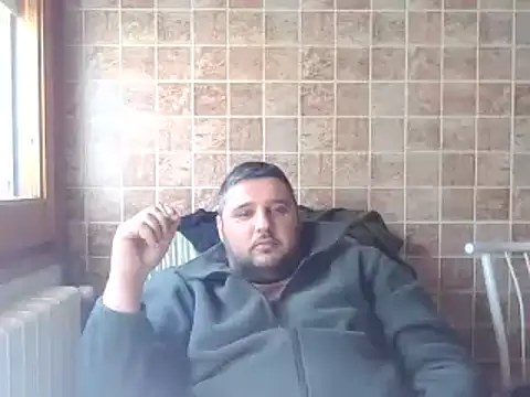 Snapshot of _revianzip1 chatting on 5, 3, 2025 revianzip1 online show from 5, 3, 2025