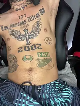 Junihn0 online show from 8, 1, 2025