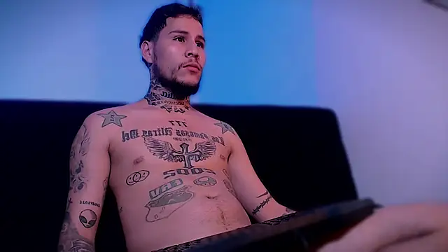 Junihn0 online show from 10, 9, 2025