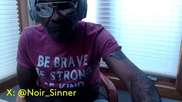 sinnernoir online show from 2, 11, 2025