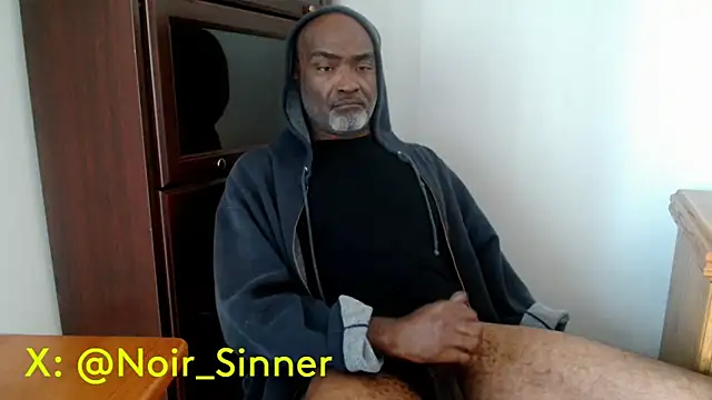 Snapshot of sinnernoir chatting on 20, 4, 2026 sinnernoir online show from 20, 4, 2026