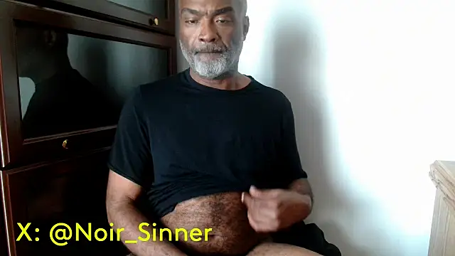 Snapshot of sinnernoir chatting on 25, 4, 2026 sinnernoir online show from 25, 4, 2026
