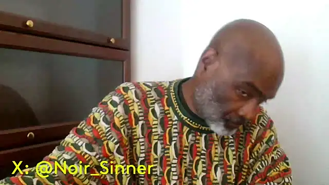 Snapshot of sinnernoir chatting on 8, 5, 2026 sinnernoir online show from 8, 5, 2026