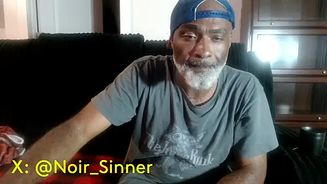 Snapshot of sinnernoir chatting on 6, 7, 2026 sinnernoir online show from 6, 7, 2026