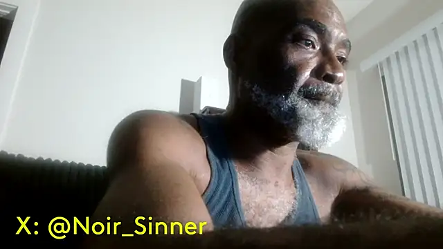 Snapshot of sinnernoir chatting on 9, 7, 2026 sinnernoir online show from 9, 7, 2026