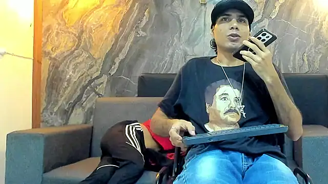 Snapshot of Duodreamhot chatting on 21, 12, 2024 Duodreamhot online show from 21, 12, 2024