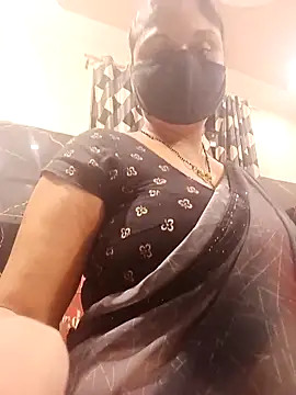 Snapshot of Cute-Aadhvita chatting on 4, 5, 2026 Cute-Aadhvita online show from 4, 5, 2026