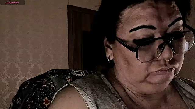 SexxyDreams1 online show from 22, 3, 2026