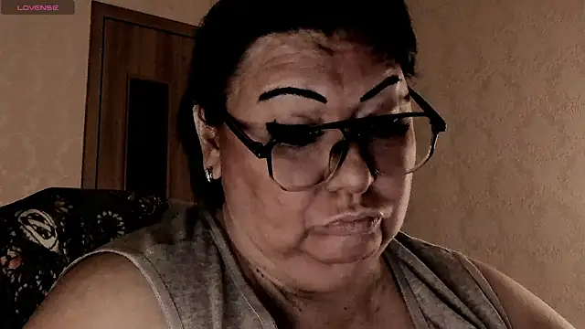 SexxyDreams1 online show from 26, 3, 2026