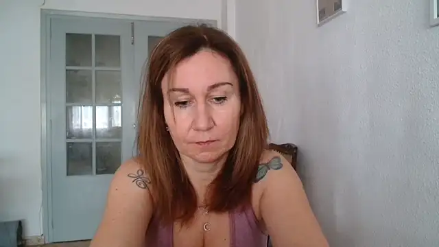 Snapshot of TamaraSweetxo chatting on 18, 2, 2025 TamaraSweetxo online show from 18, 2, 2025