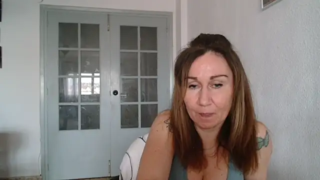 Snapshot of TamaraSweetxo chatting on 20, 3, 2025 TamaraSweetxo online show from 20, 3, 2025