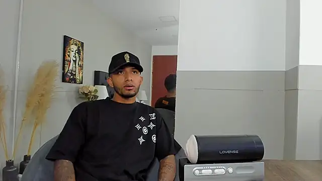 Snapshot of Robin_Rief chatting on 1, 2, 2025 Robin Rief online show from 1, 2, 2025