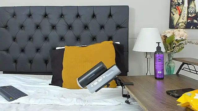 Snapshot of Robin_Rief chatting on 21, 2, 2025 Robin Rief online show from 21, 2, 2025