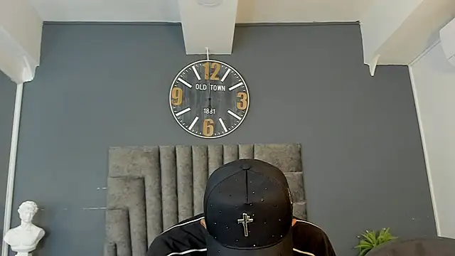 Snapshot of Robin_Rief chatting on 13, 6, 2026 Robin Rief online show from 13, 6, 2026