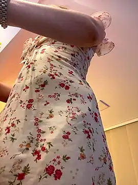 Snapshot of NicoleCut chatting on 9, 1, 2026 NicoleCut online show from 9, 1, 2026