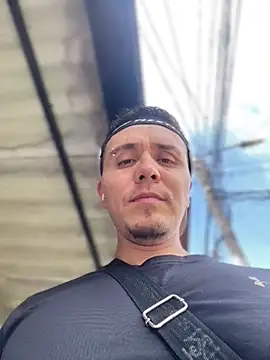 adam-rivera online show from 16, 11, 2025