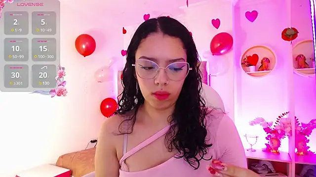 Aurora Brownn online show from 24, 2, 2025