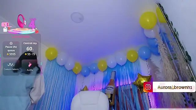 Aurora Brownn online show from 25, 9, 2025