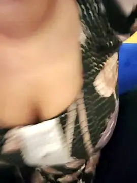 Haniya-143 online show from 17, 9, 2025