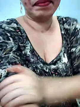 Snapshot of Haniya-143 chatting on 1, 2, 2026 Haniya-143 online show from 1, 2, 2026