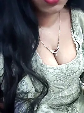 Snapshot of Haniya-143 chatting on 15, 2, 2026 Haniya-143 online show from 15, 2, 2026