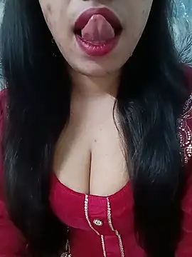 Snapshot of Haniya-143 chatting on 7, 7, 2026 Haniya-143 online show from 7, 7, 2026