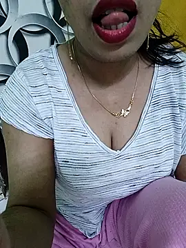 Snapshot of Haniya-143 chatting on 16, 7, 2026 Haniya-143 online show from 16, 7, 2026