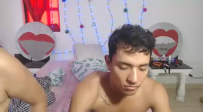 Snapshot of PartySexting chatting on 22, 12, 2024 PartySexting online show from 22, 12, 2024