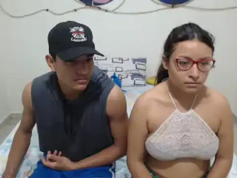 Snapshot of PartySexting chatting on 19, 2, 2025 PartySexting online show from 19, 2, 2025