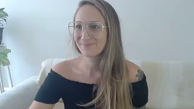 Snapshot of CabledHeredity chatting on 27, 1, 2025 CabledHeredity online show from 27, 1, 2025