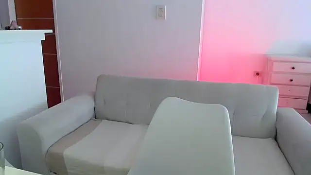 Snapshot of CabledHeredity chatting on 11, 9, 2025 CabledHeredity online show from 11, 9, 2025