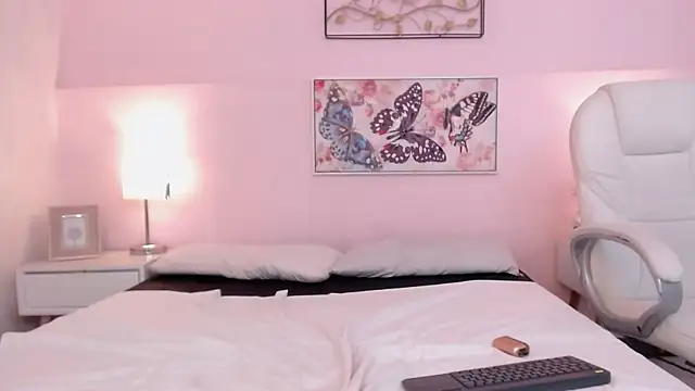 sara17  online show from 2, 11, 2025