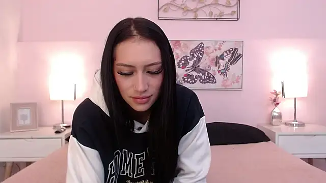 sara17  online show from 19, 11, 2025