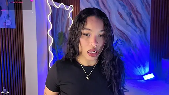 Snapshot of penelope_tay1 chatting on 8, 5, 2026 penelope tay1 online show from 8, 5, 2026