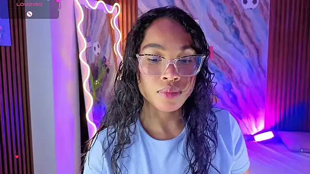 Snapshot of penelope_tay1 chatting on 7, 7, 2026 penelope tay1 online show from 7, 7, 2026