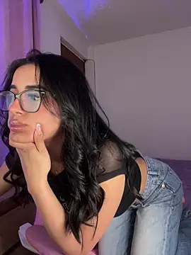 Emily-14 online show from 2, 2, 2026