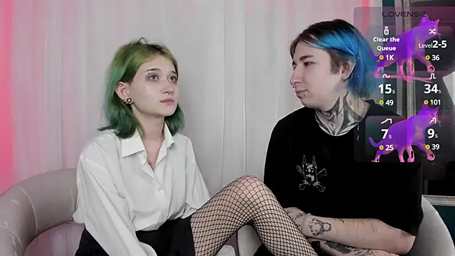 Snapshot of Milten-Trish chatting on 24, 1, 2025 Milten-Trish online show from 24, 1, 2025