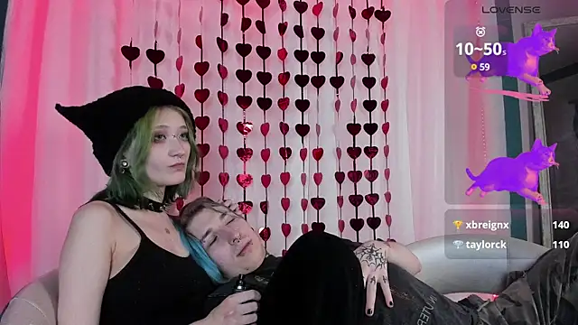 Snapshot of Milten-Trish chatting on 21, 2, 2025 Milten-Trish online show from 21, 2, 2025