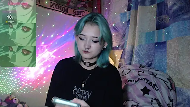 Snapshot of Milten-Trish chatting on 7, 10, 2025 Milten-Trish online show from 7, 10, 2025