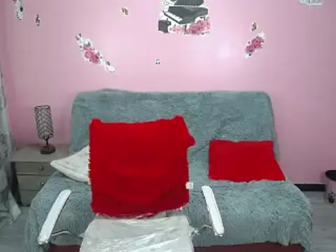 Snapshot of cloe_cooper_ chatting on 31, 12, 2024 cloe cooper online show from 31, 12, 2024