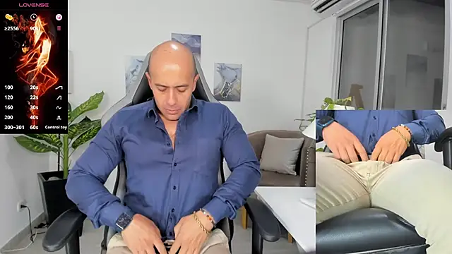 Snapshot of ryan_master_ chatting on 8, 1, 2025 ryan master online show from 8, 1, 2025