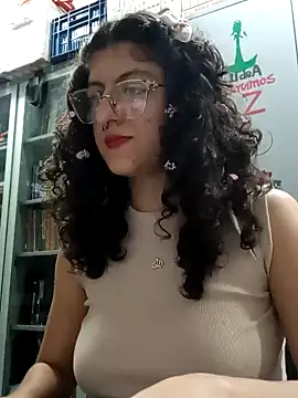 LoveElectra online show from 6, 2, 2025