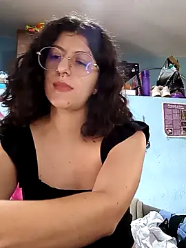 Snapshot of LoveElectra chatting on 7, 4, 2026 LoveElectra online show from 7, 4, 2026