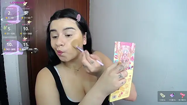 SaraBraun  online show from 14, 1, 2025