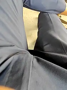 Snapshot of bananadick____ chatting on 6, 1, 2025 bananadick     online show from 6, 1, 2025