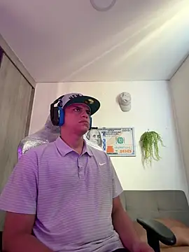 Snapshot of boss_of_cash chatting on 10, 6, 2026 boss of cash online show from 10, 6, 2026