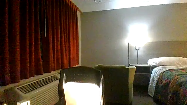 LuckiXCX online show from 9, 2, 2026