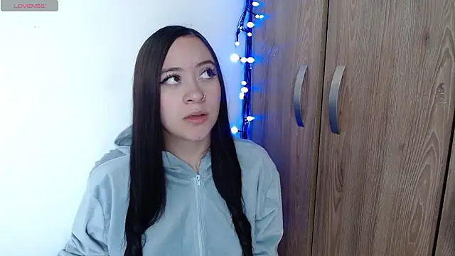 Snapshot of kaena-angels chatting on 13, 12, 2024 kaena-angels online show from 13, 12, 2024